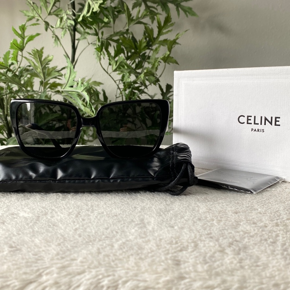 Celine Oversized Cat-Eye Sunglasses (CL400471, Black)